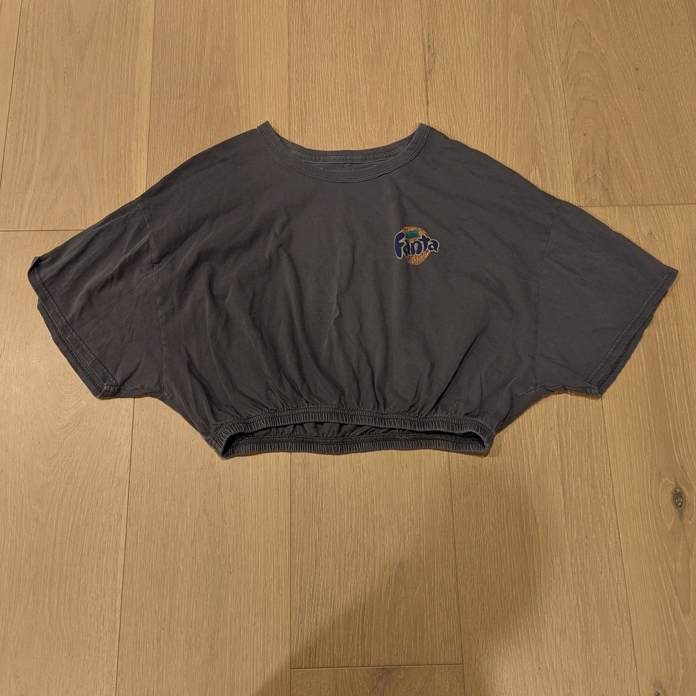 Dark Gray Women's Fanta Cropped Top